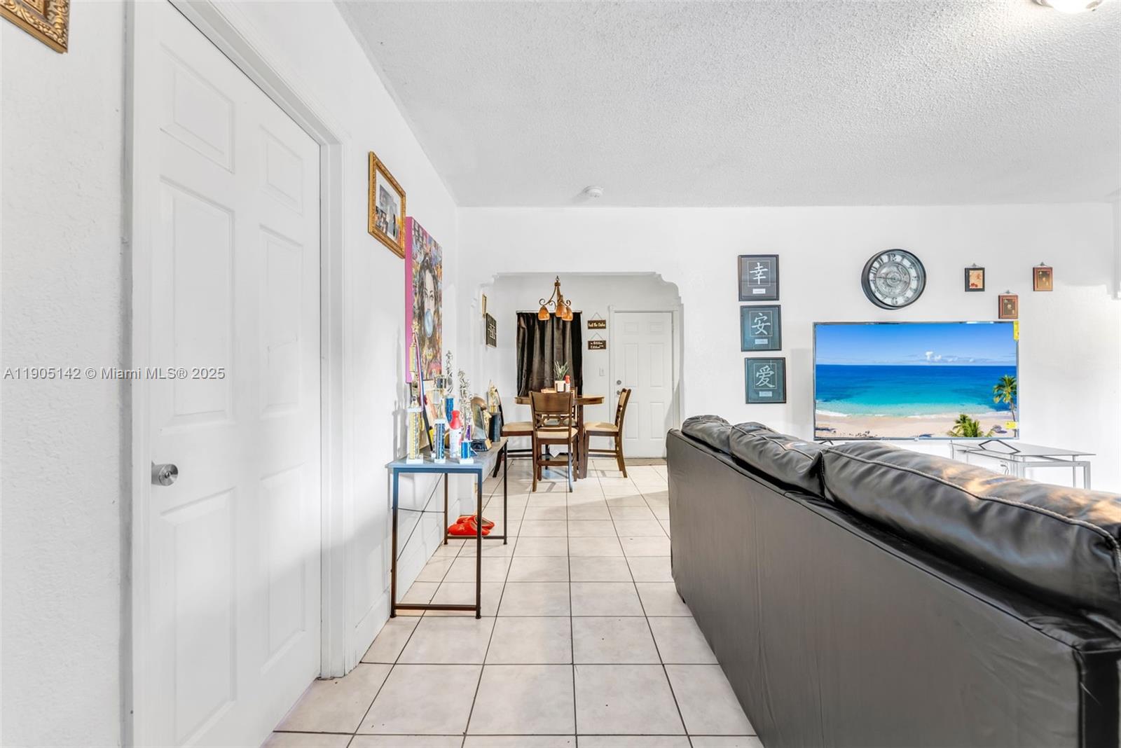 INGLEWOOD GARDENS - Residential