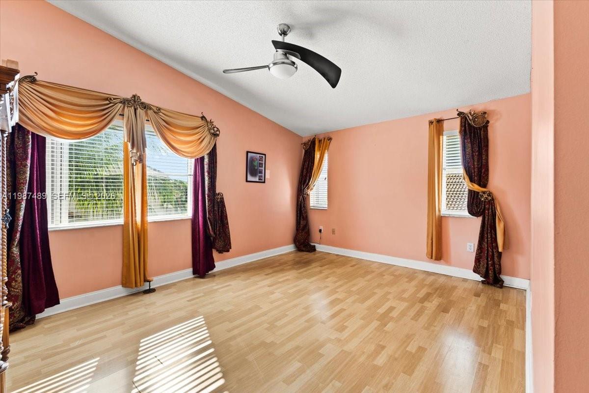 CHAPEL TRAIL II - Residential