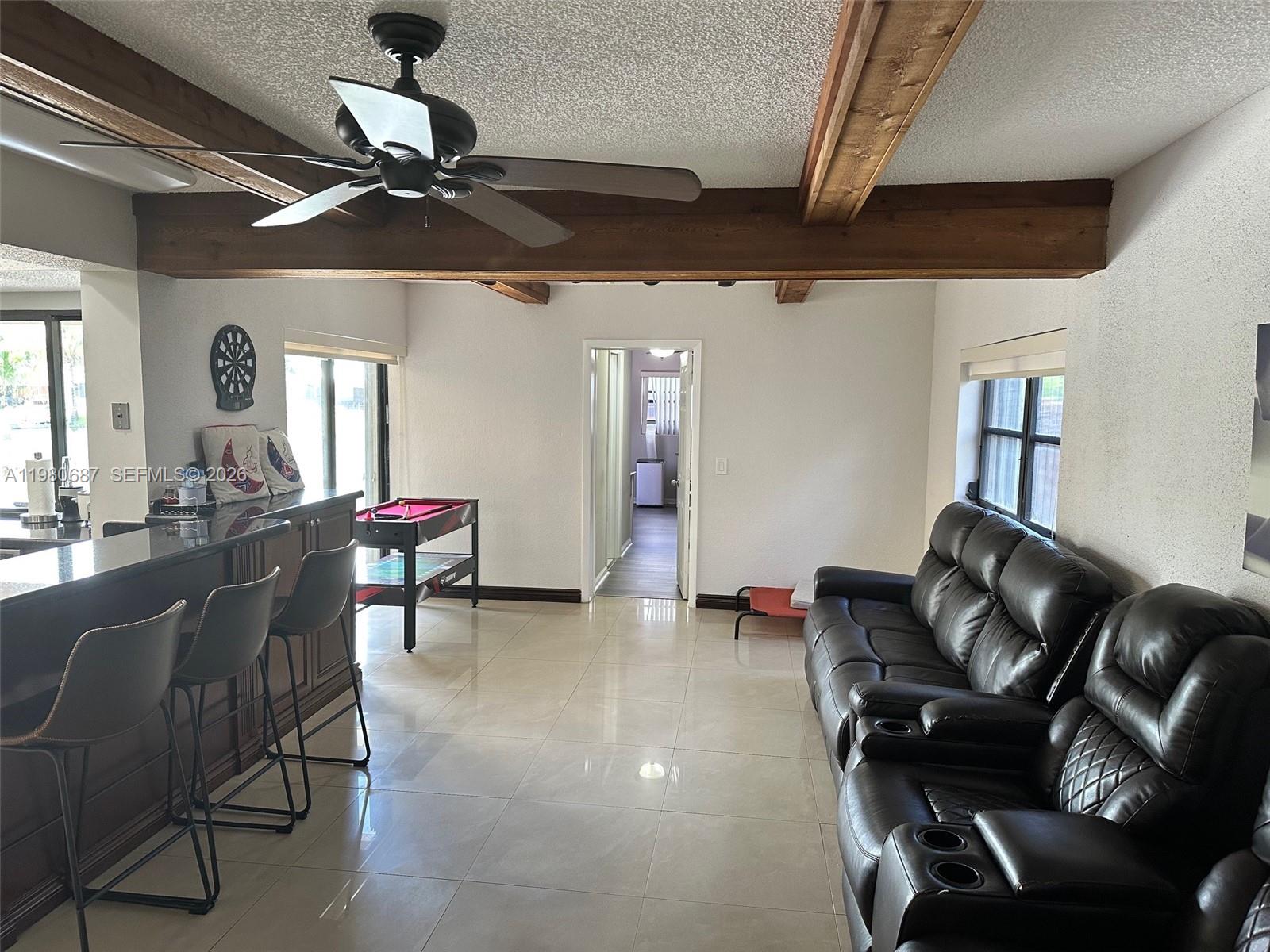 NOB HILL ESTATES 2 SEC - Residential Lease