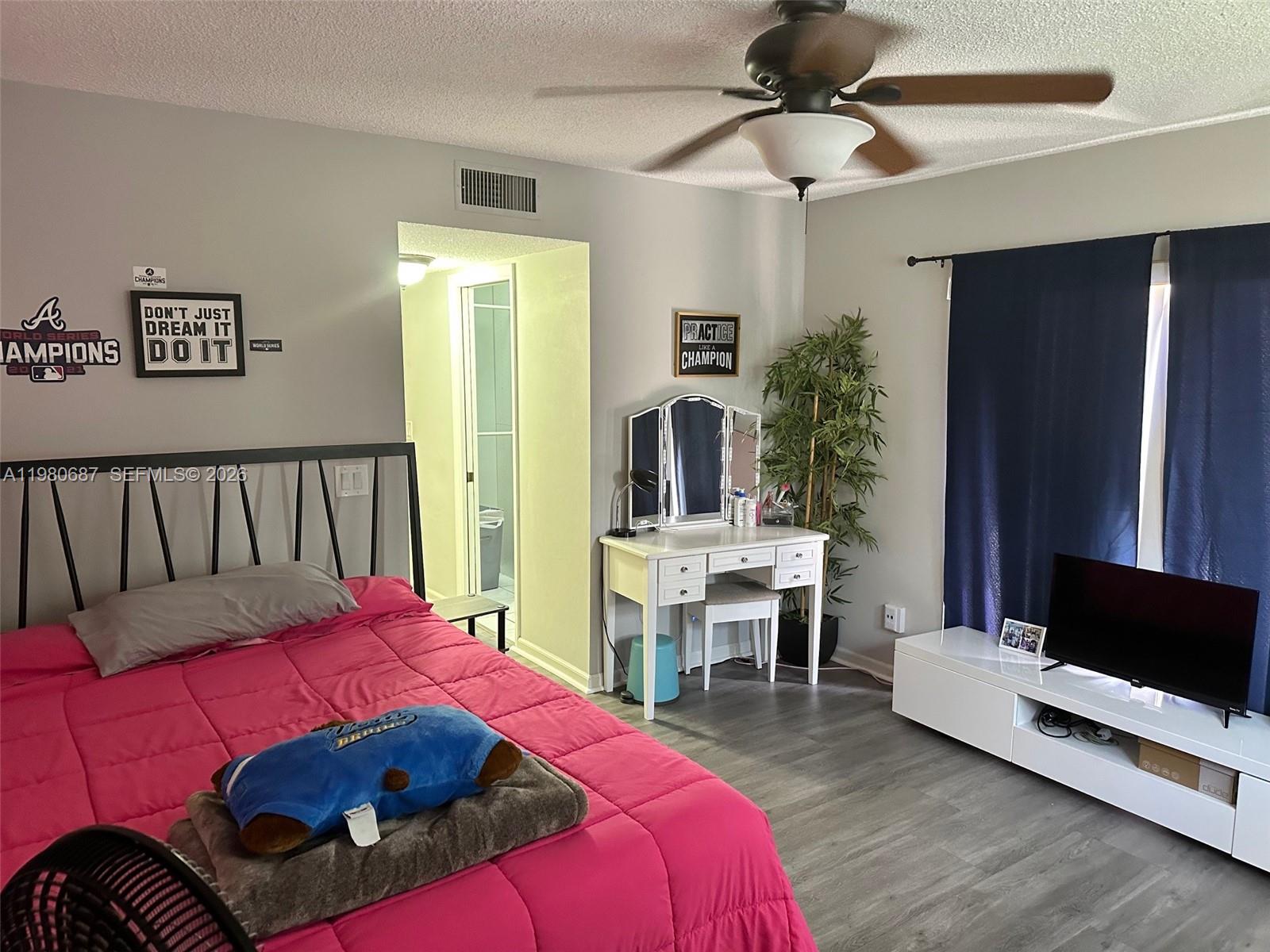 NOB HILL ESTATES 2 SEC - Residential Lease