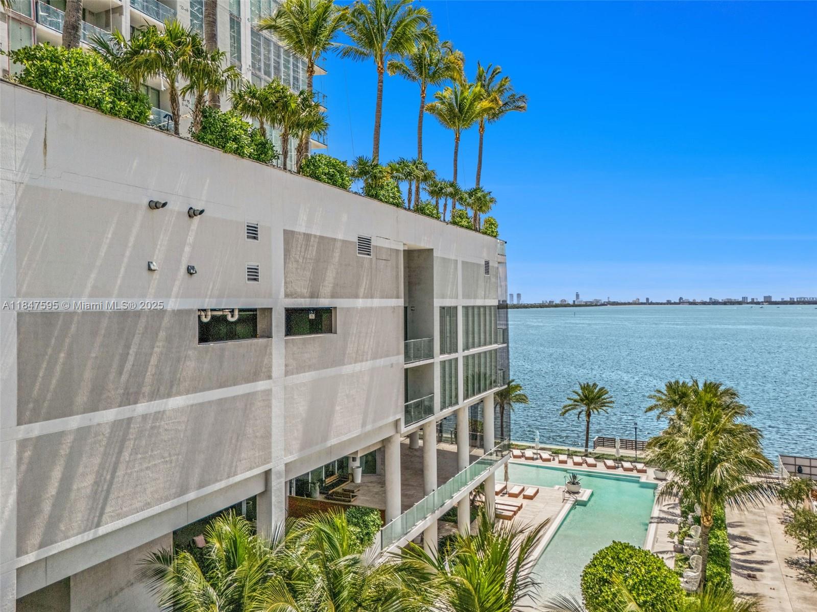 BISCAYNE BEACH CONDO - Residential