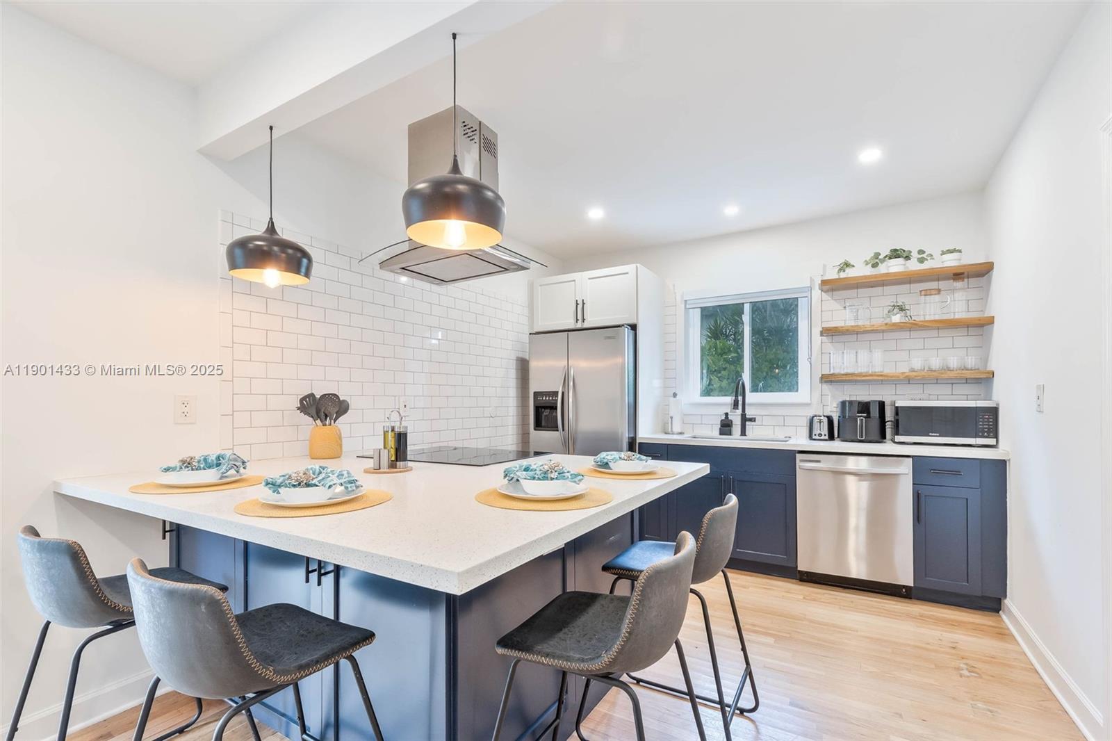 BRENTWOOD - Residential