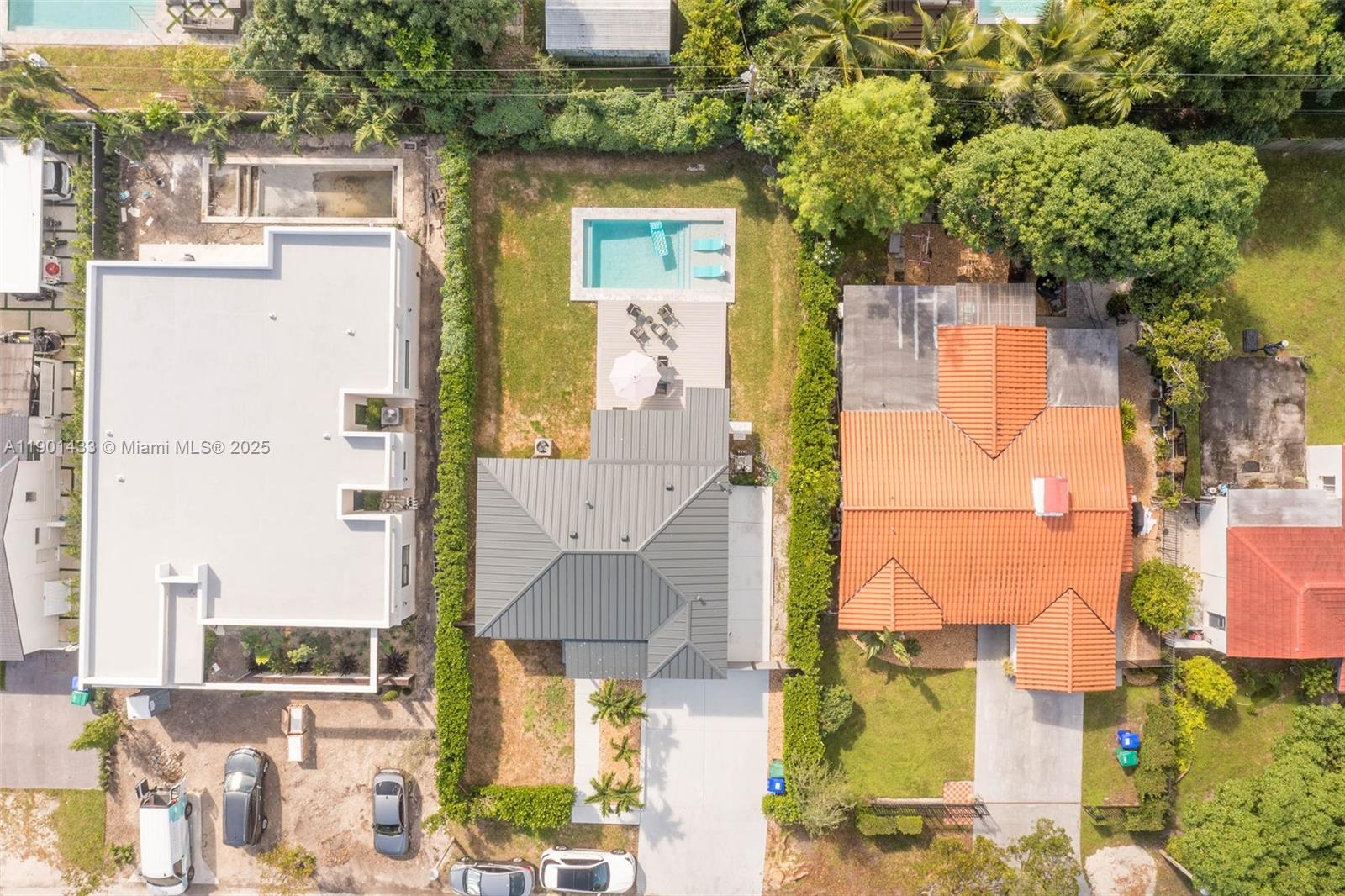 BRENTWOOD - Residential