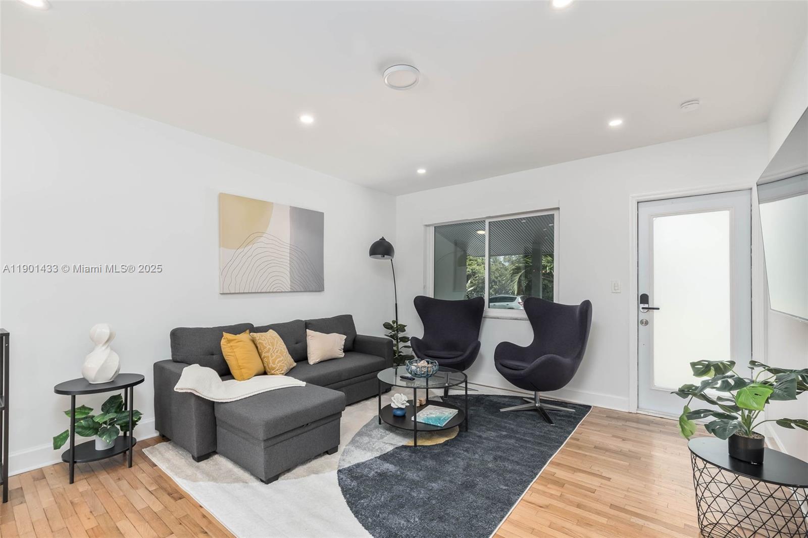 BRENTWOOD - Residential