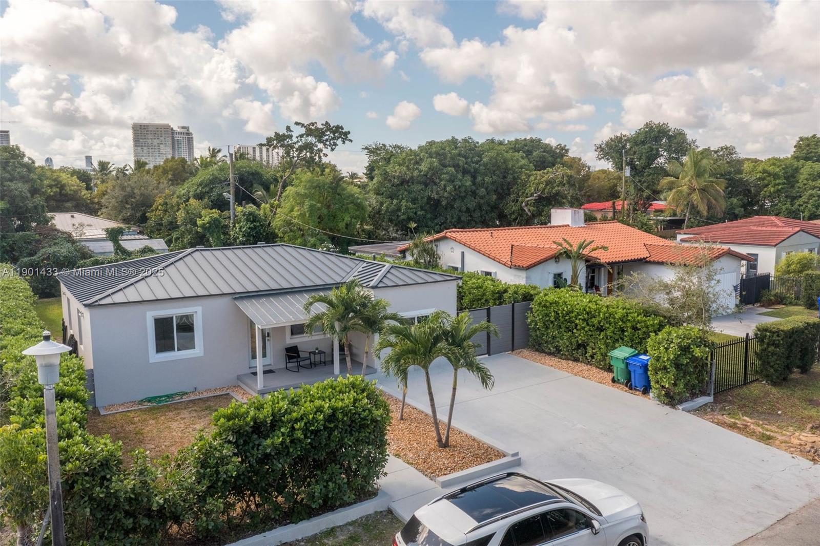 BRENTWOOD - Residential