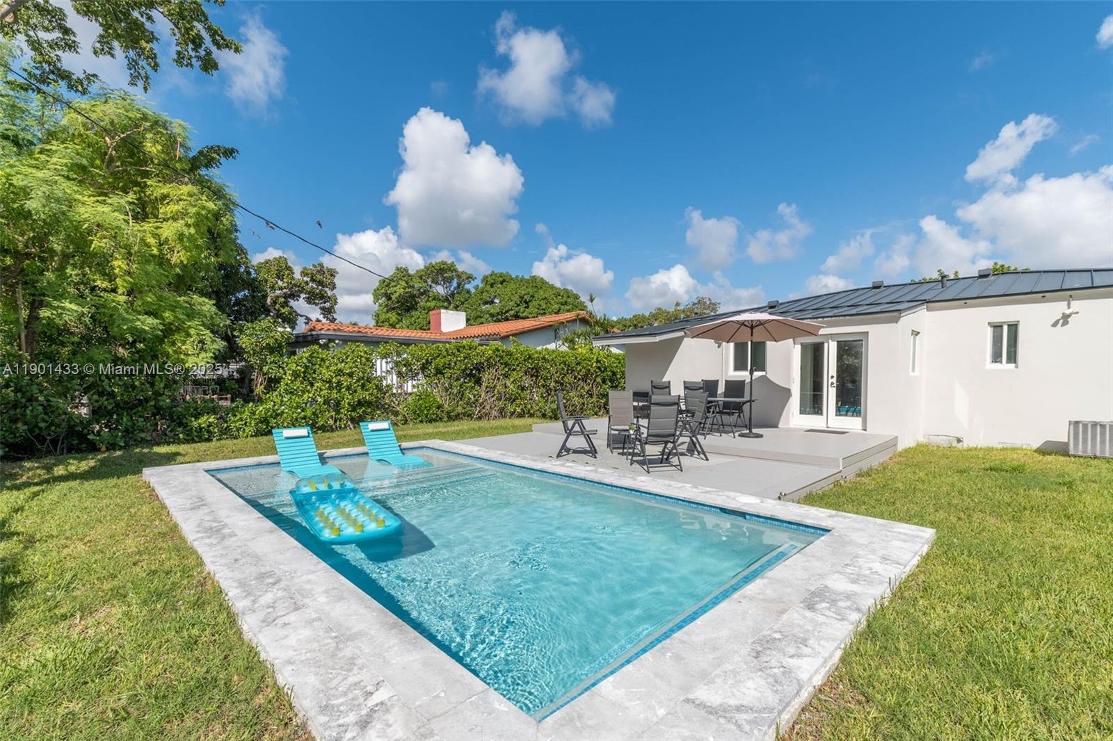 BRENTWOOD - Residential
