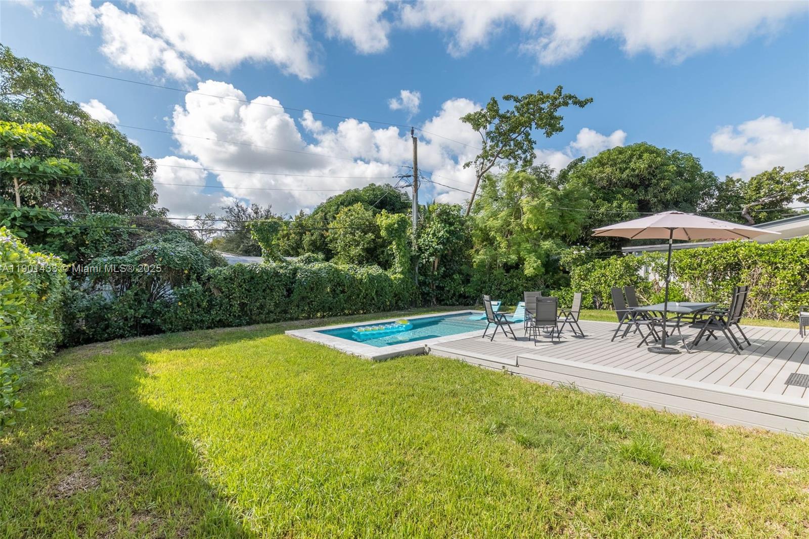 BRENTWOOD - Residential