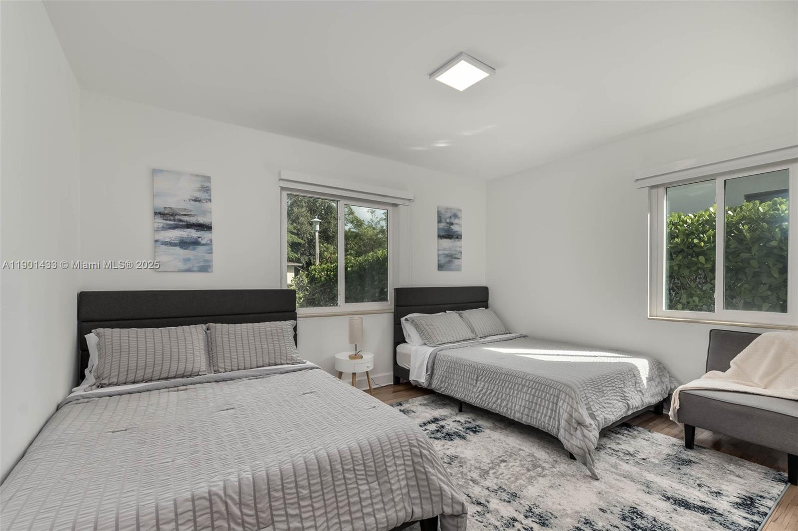BRENTWOOD - Residential