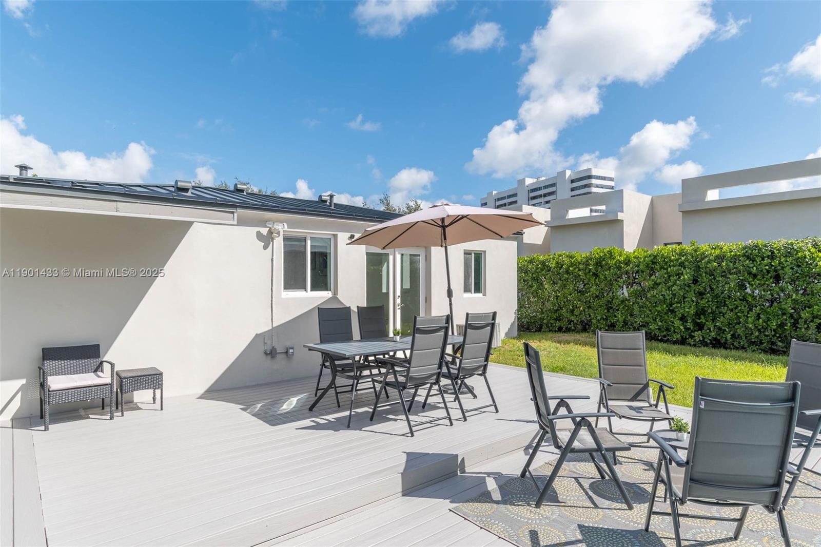 BRENTWOOD - Residential