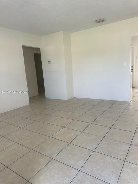 MIAMI GARDENS ESTATES - Residential Lease