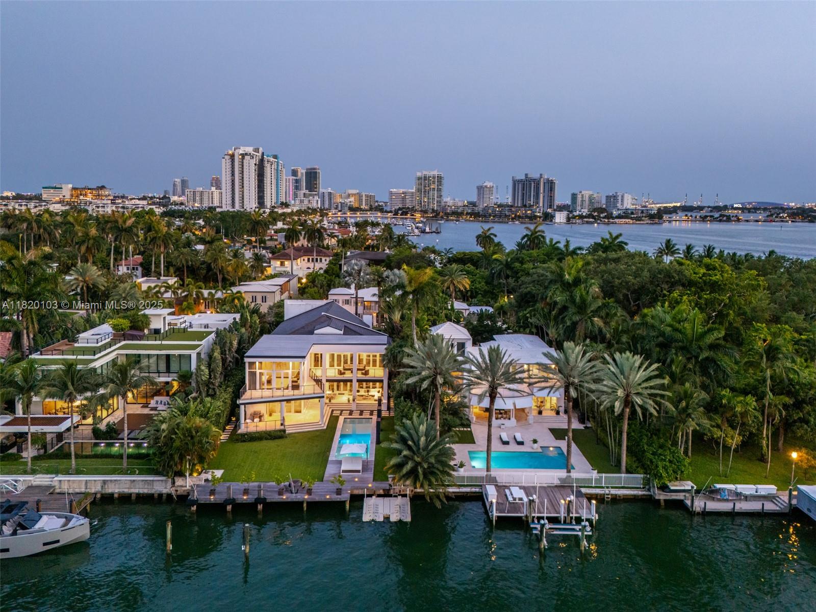 SUNSET ISLANDS-ISLAND NO - Residential