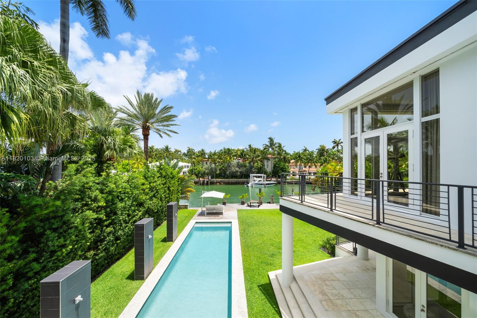 SUNSET ISLANDS-ISLAND NO - Residential