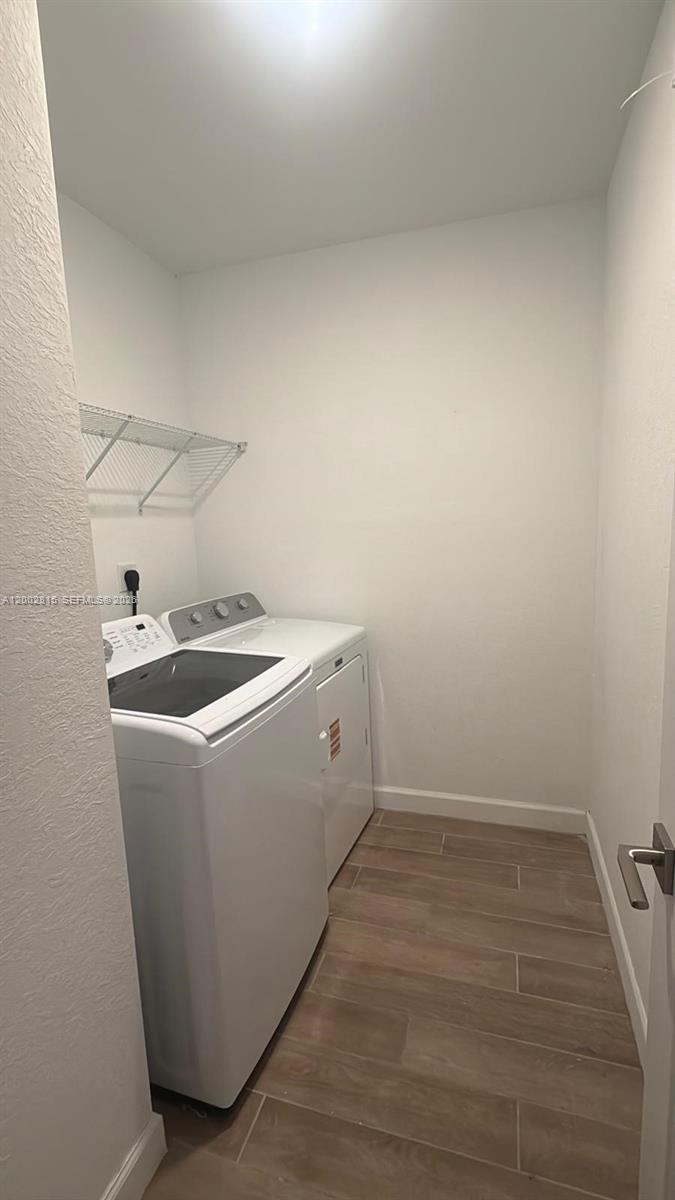 LUCKY START AT SUNRISE ES - Residential