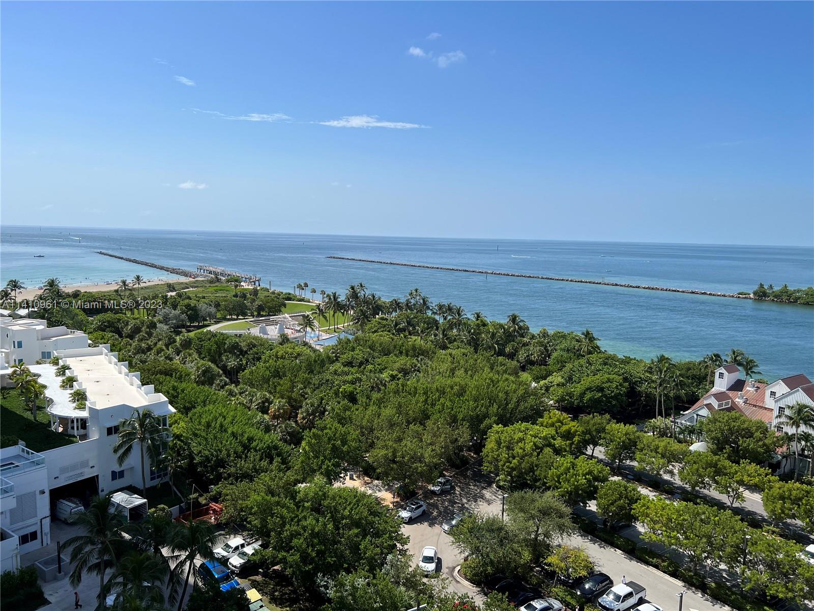 Property for Sale at 400 S Pointe Dr 1404, Miami Beach, Miami-Dade County, Florida - Bedrooms: 3 
Bathrooms: 3  - $2,333,000