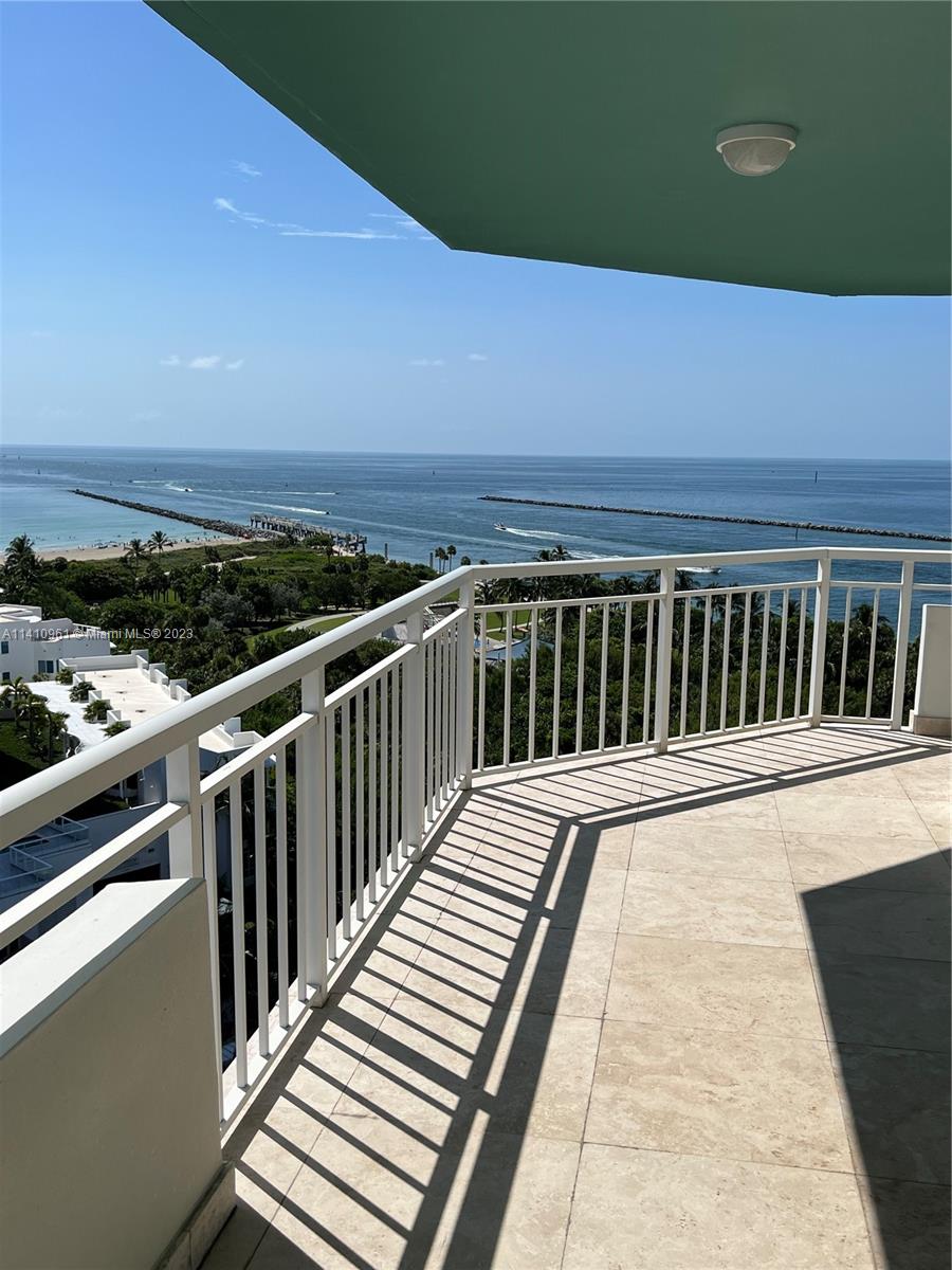 South Pointe Tower - Residential