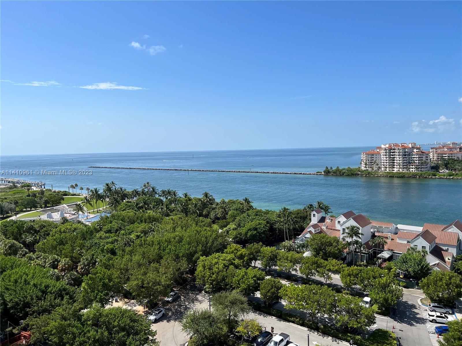 South Pointe Tower - Residential