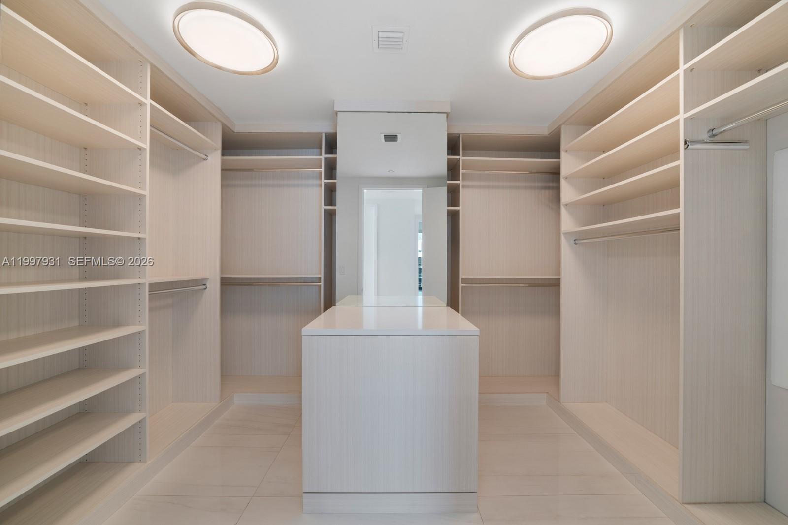 OCEANA BAL HARBOUR CONDO - Residential Lease