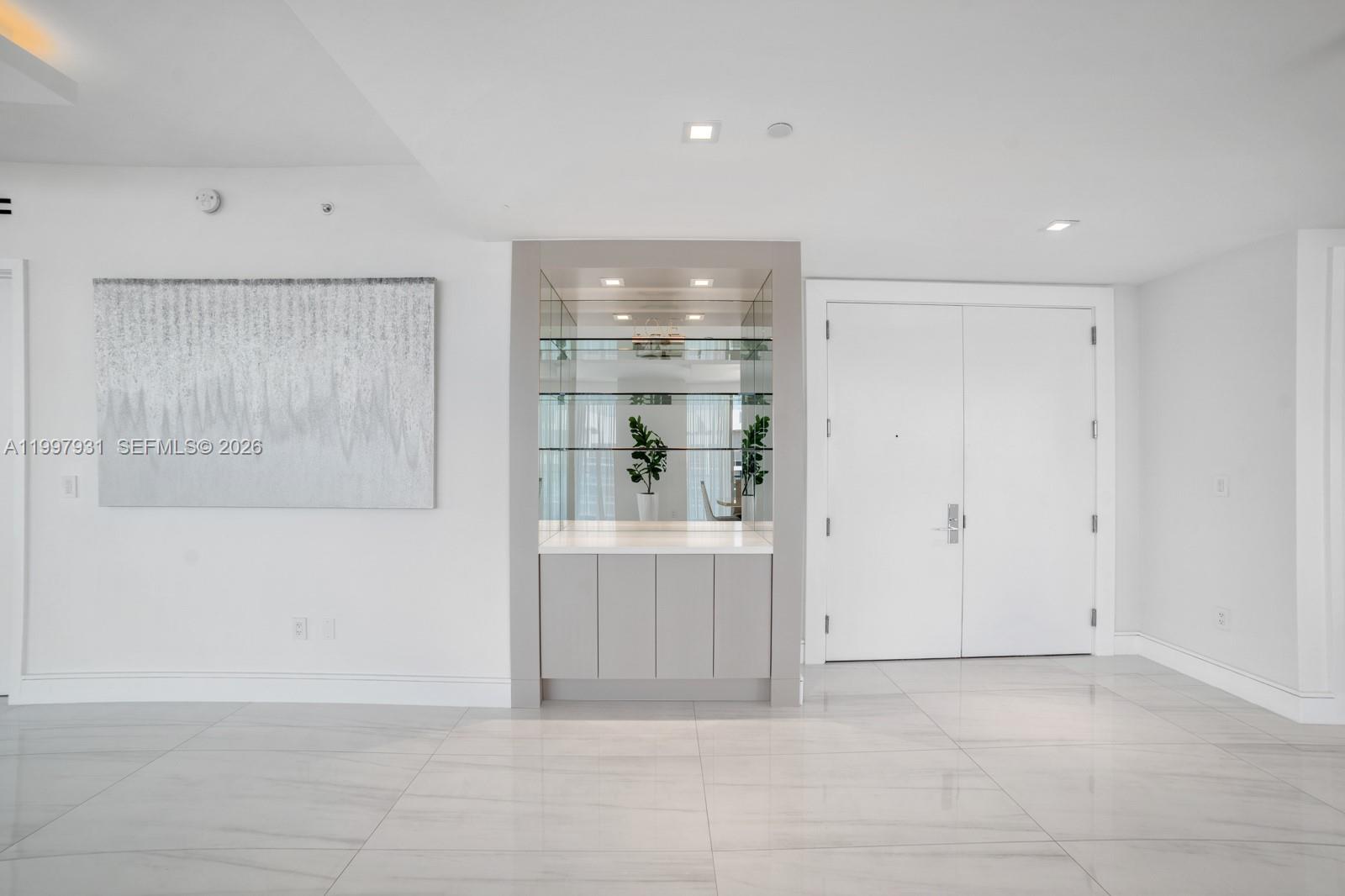 OCEANA BAL HARBOUR CONDO - Residential Lease