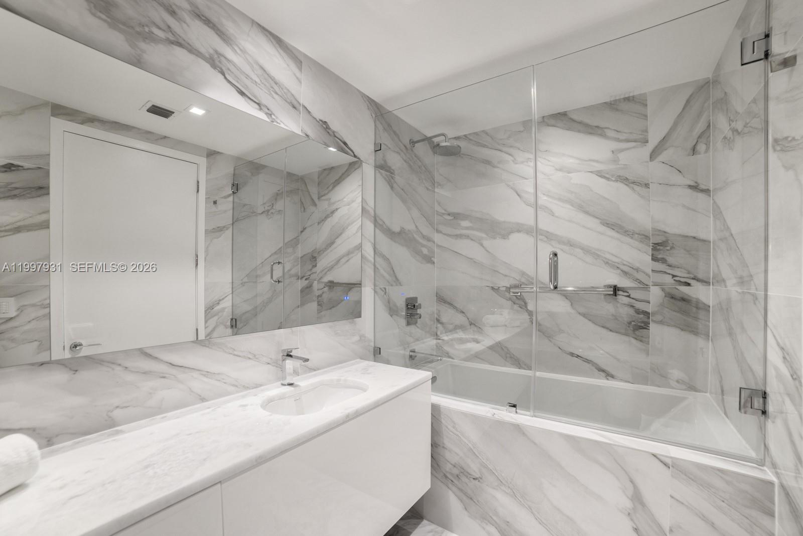 OCEANA BAL HARBOUR CONDO - Residential Lease