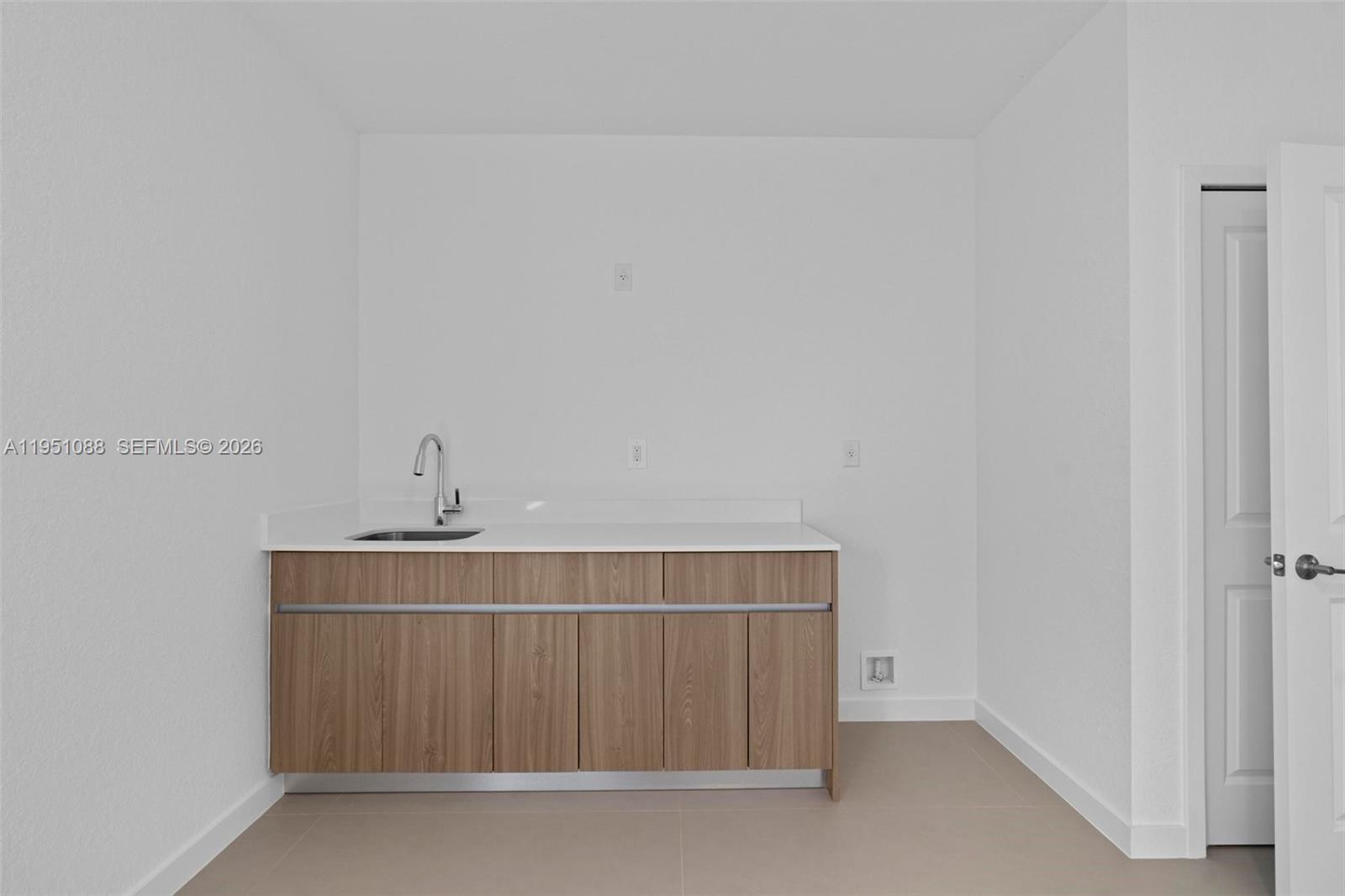 SUNRISE ESTATES - Residential