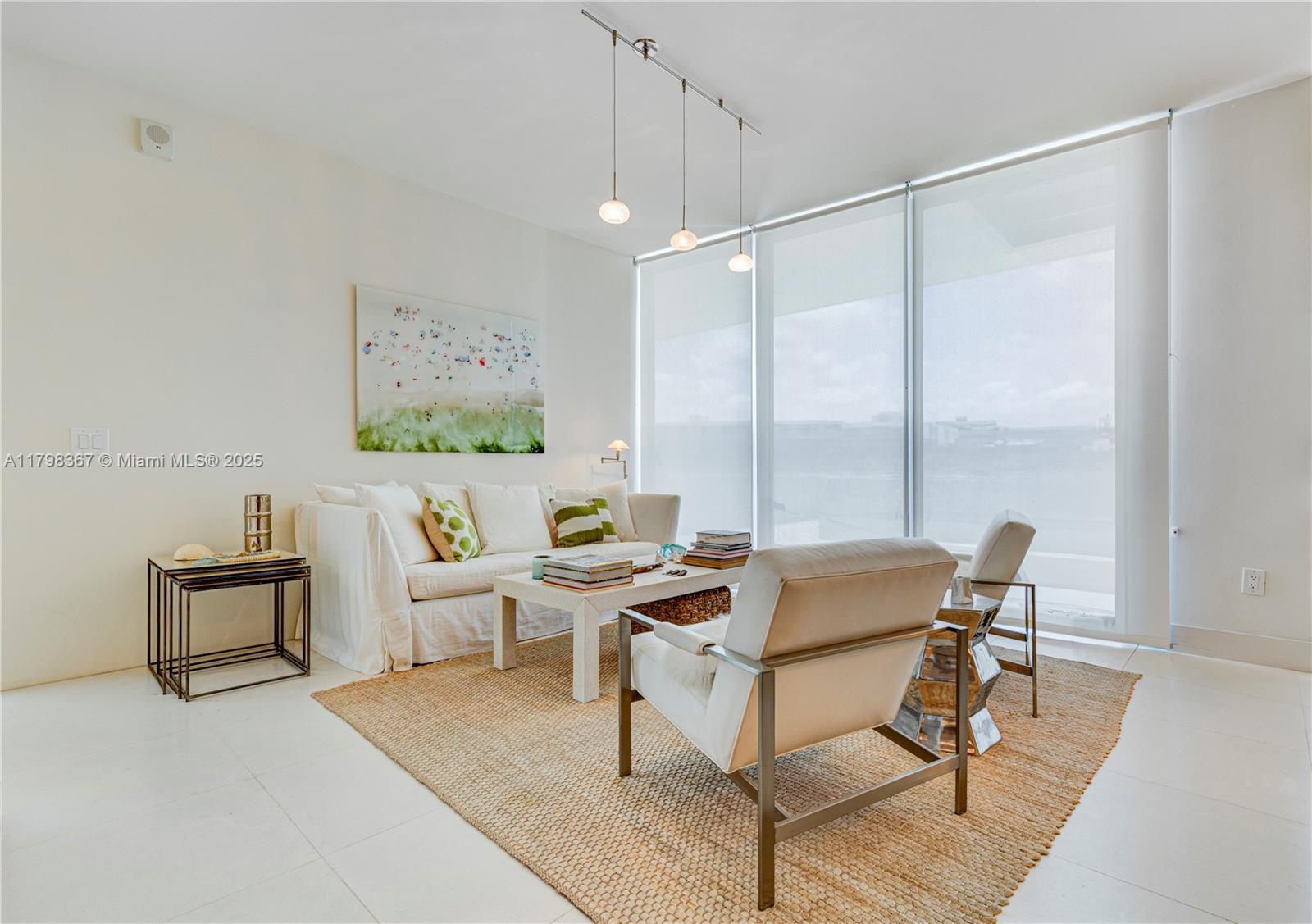 6899 Collins Ave 603