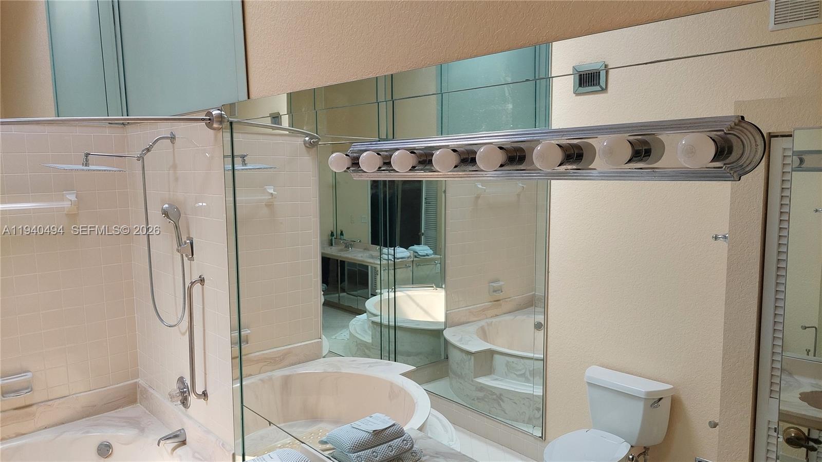 2675 S Parkview Dr 2675