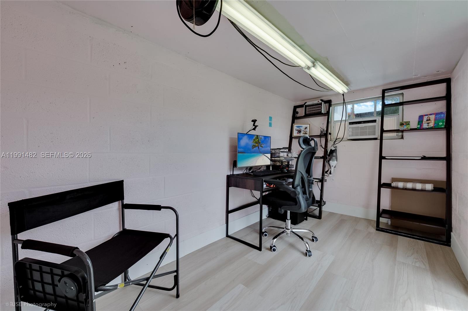 MIRACLE MANOR 3RD ADDN - Residential