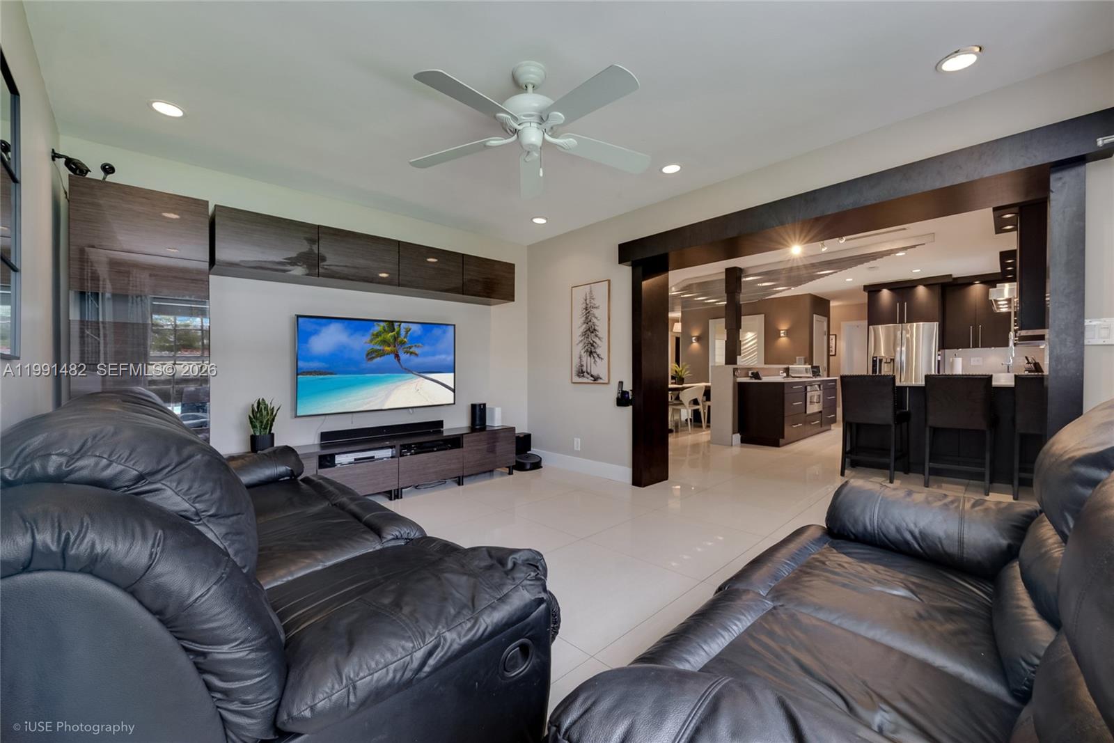 MIRACLE MANOR 3RD ADDN - Residential