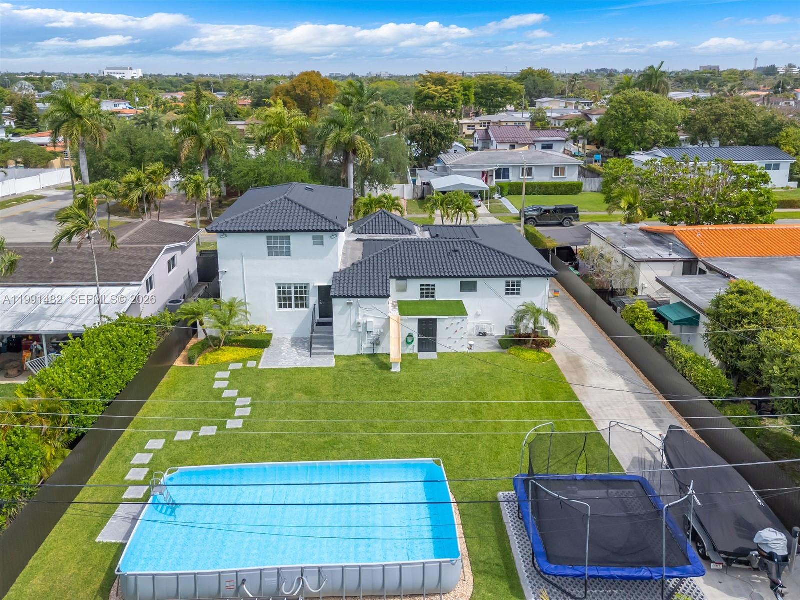 MIRACLE MANOR 3RD ADDN - Residential