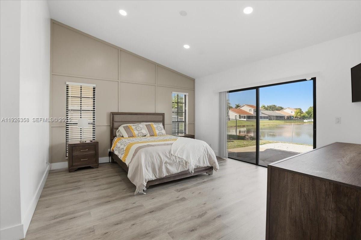 HOMES OF LAKE MIRAMAR - Residential