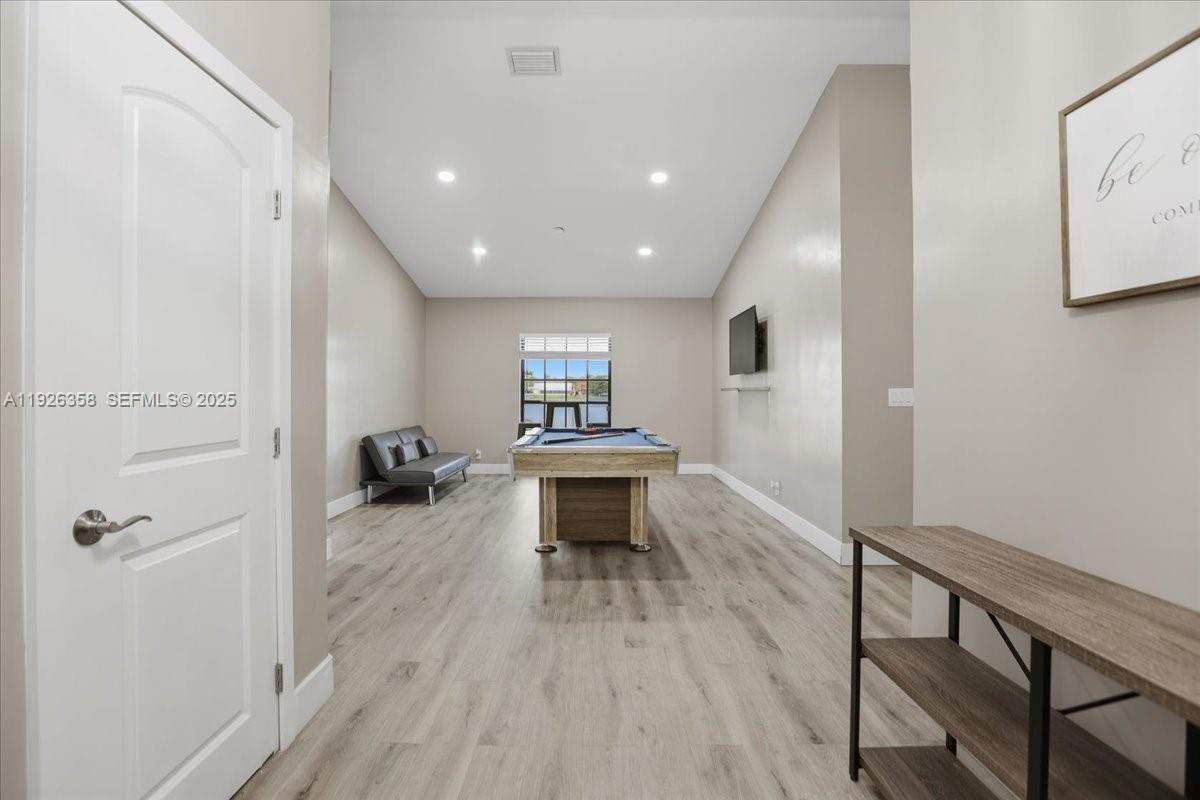 9111 S Lake Miramar Cir