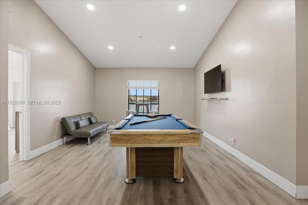 HOMES OF LAKE MIRAMAR - Residential