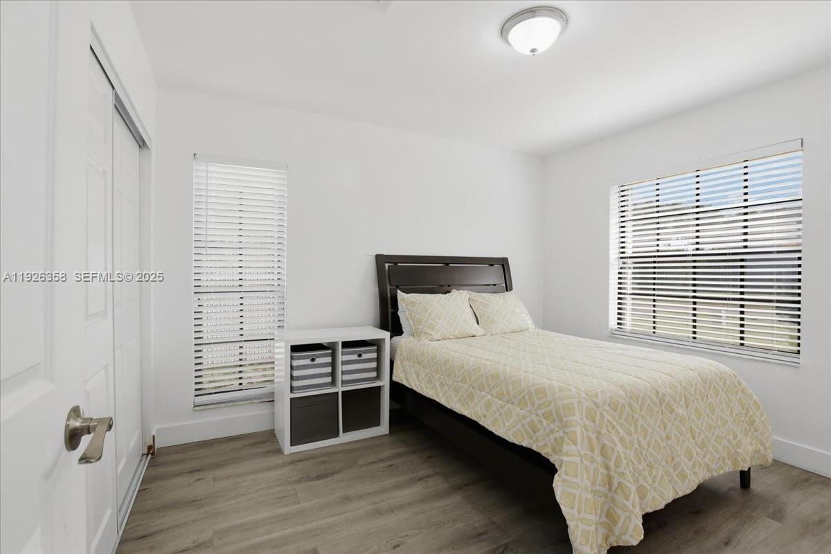 HOMES OF LAKE MIRAMAR - Residential