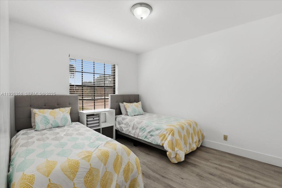 HOMES OF LAKE MIRAMAR - Residential