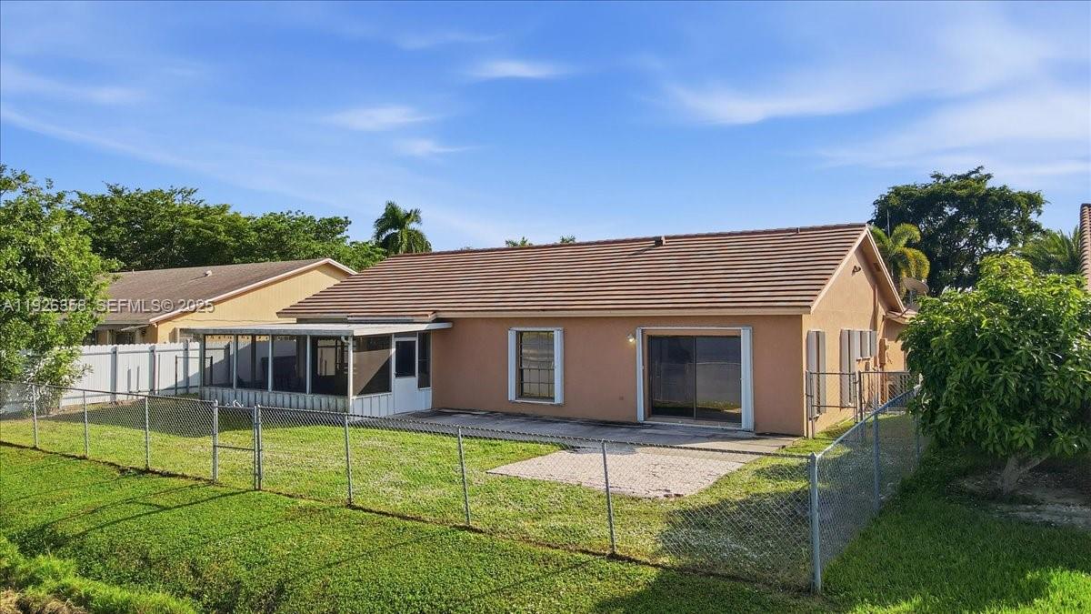 HOMES OF LAKE MIRAMAR - Residential