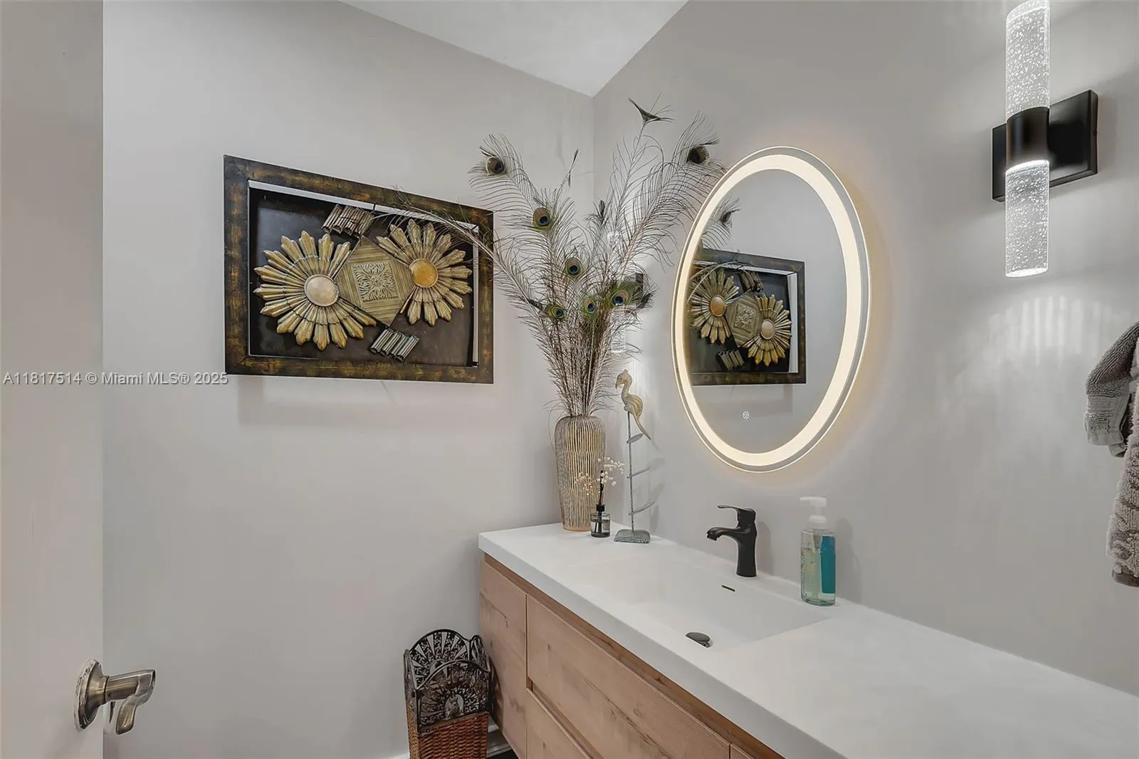 Palmetto Bay, Florida 33157, United States, 4 Bedrooms Bedrooms, ,3 BathroomsBathrooms,Residential,Active,146204