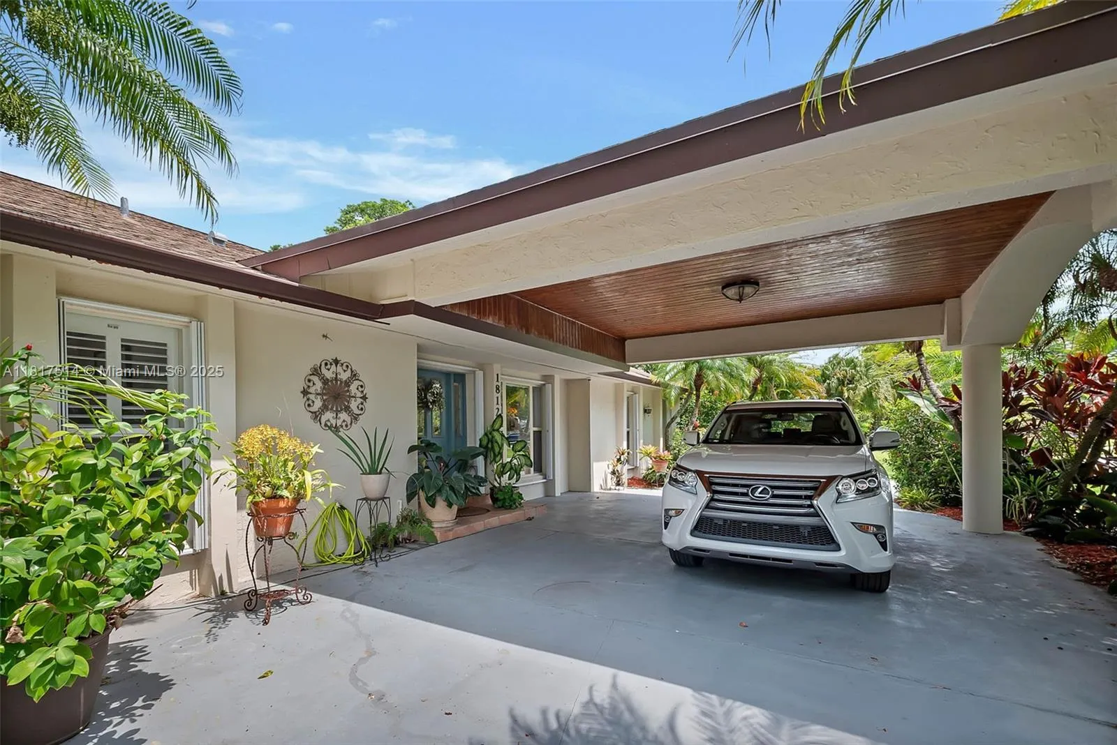 Palmetto Bay, Florida 33157, United States, 4 Bedrooms Bedrooms, ,3 BathroomsBathrooms,Residential,Active,146204