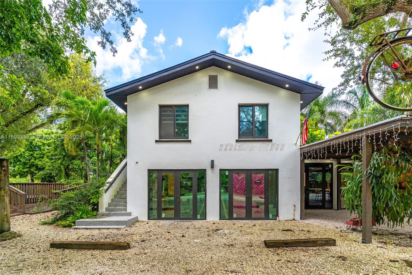 LIM. USE CONVENIENCE STORE - Residential Lease