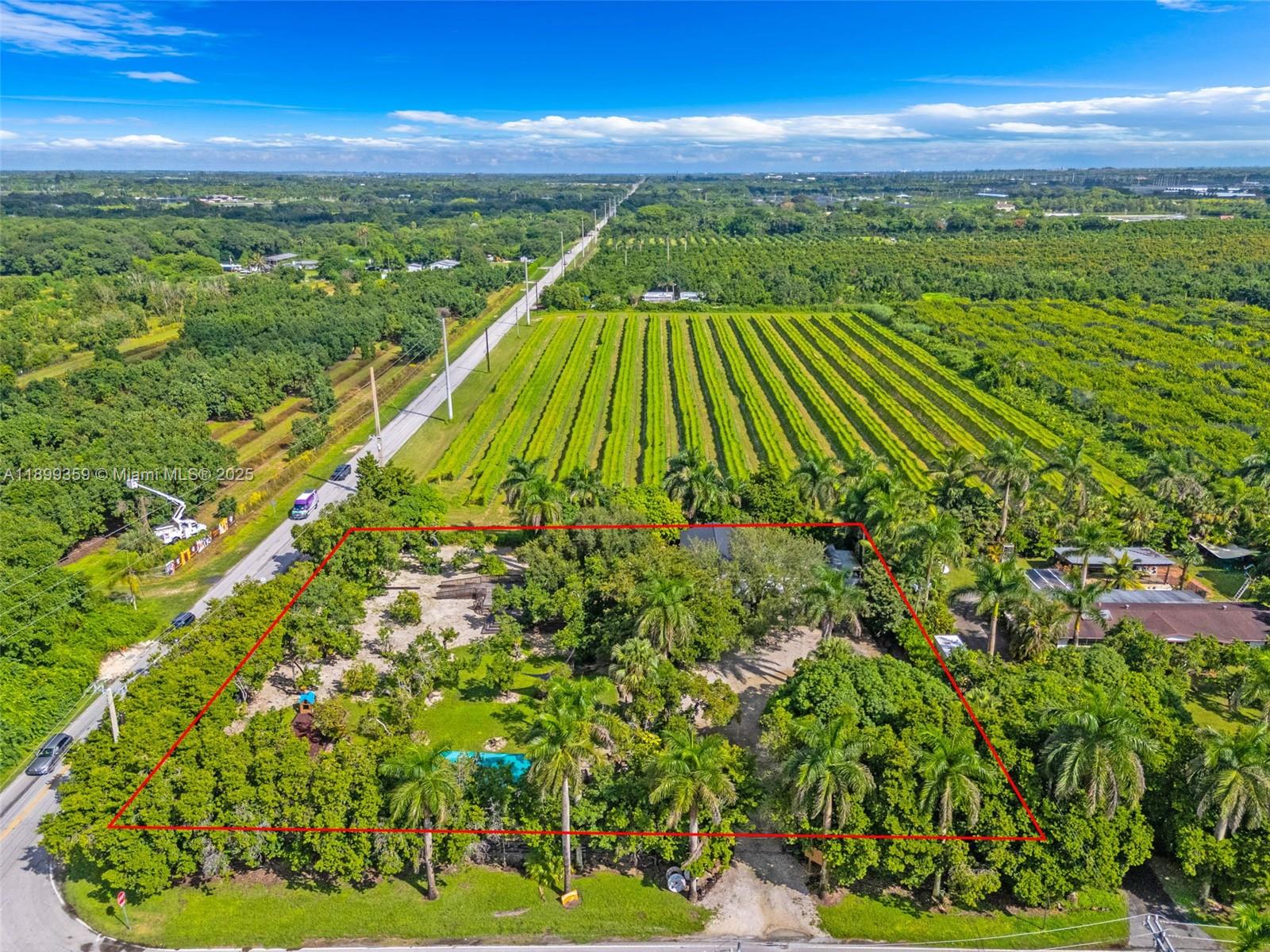 LIM. USE CONVENIENCE STORE - Residential Lease