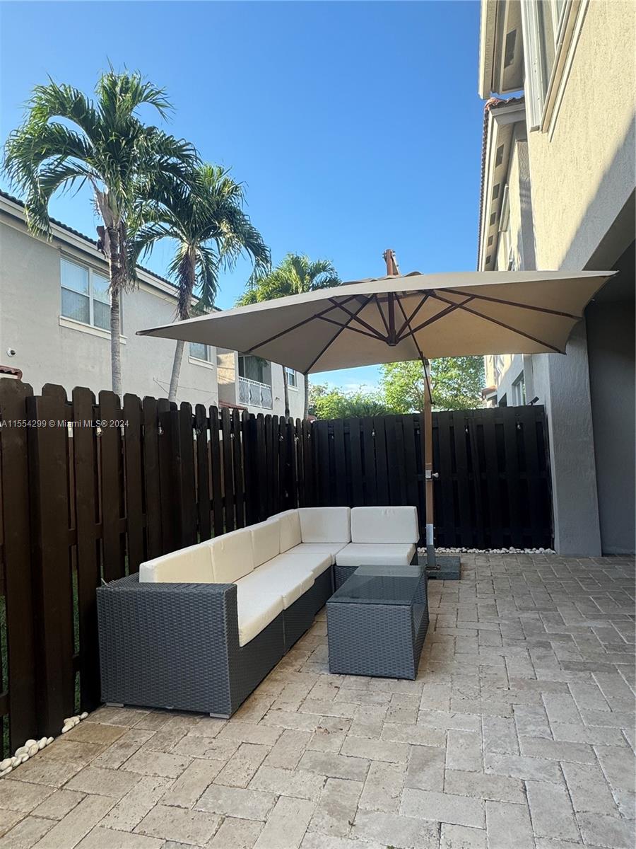 DORAL ISLES NORTH SEC THR - Residential Lease