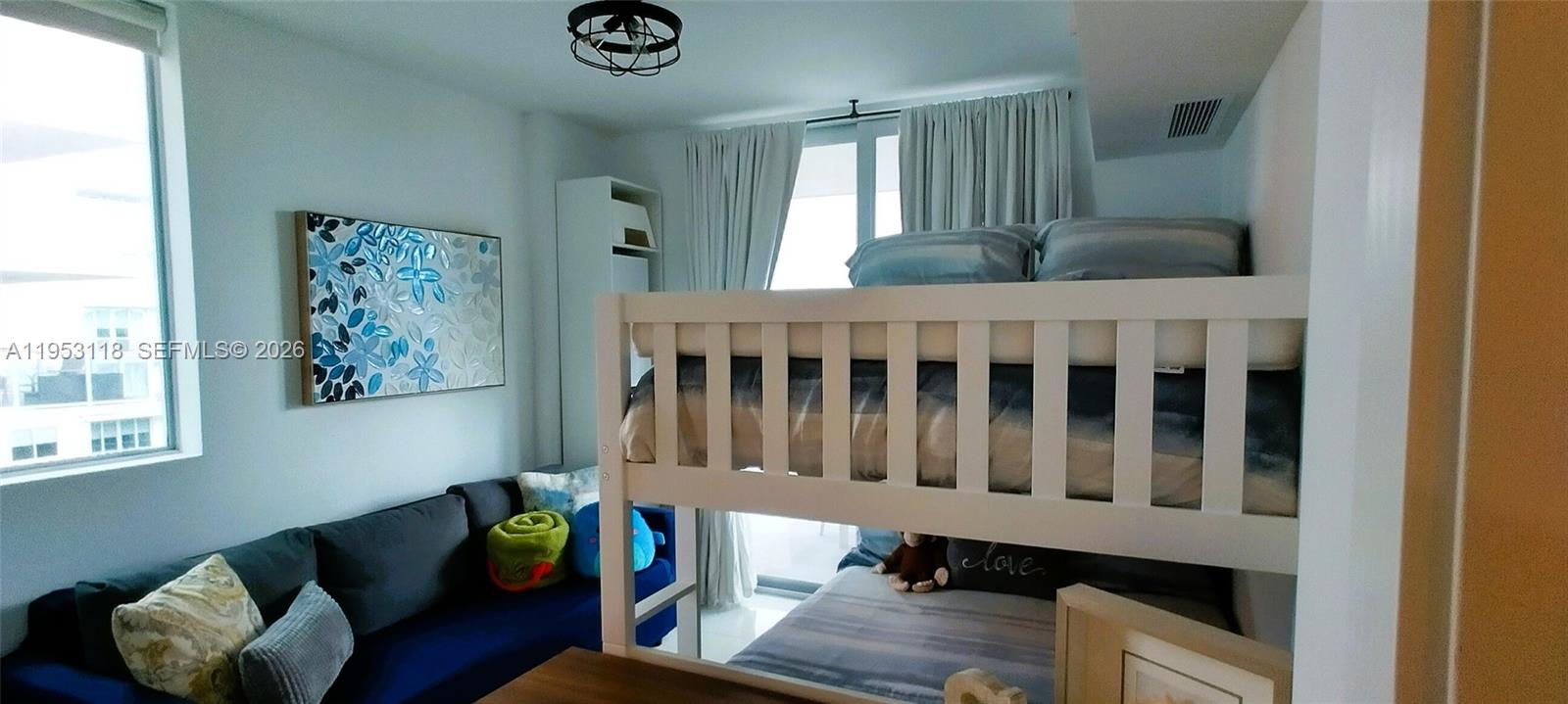 GRAND BAY COMMONS SOUTH - Residential