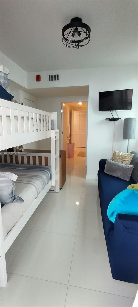 GRAND BAY COMMONS SOUTH - Residential