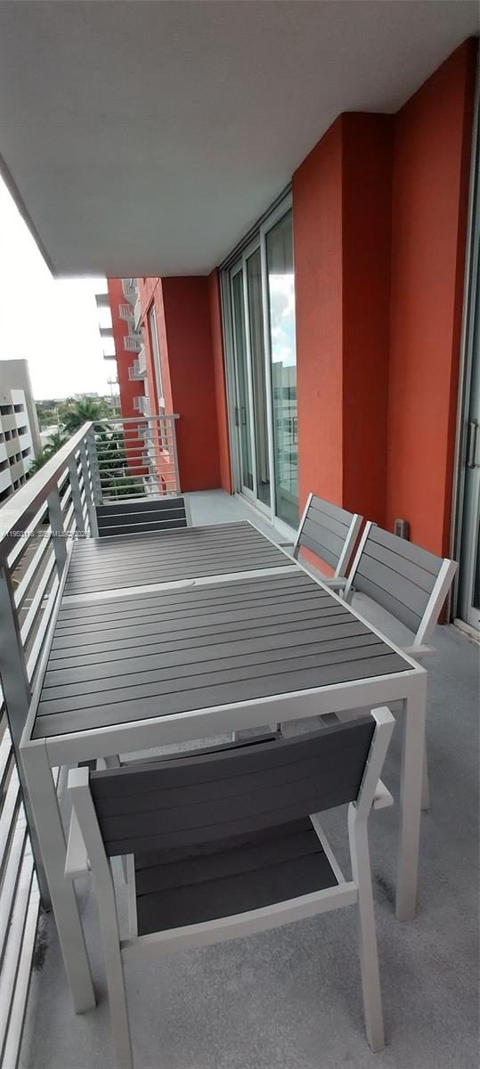 GRAND BAY COMMONS SOUTH - Residential