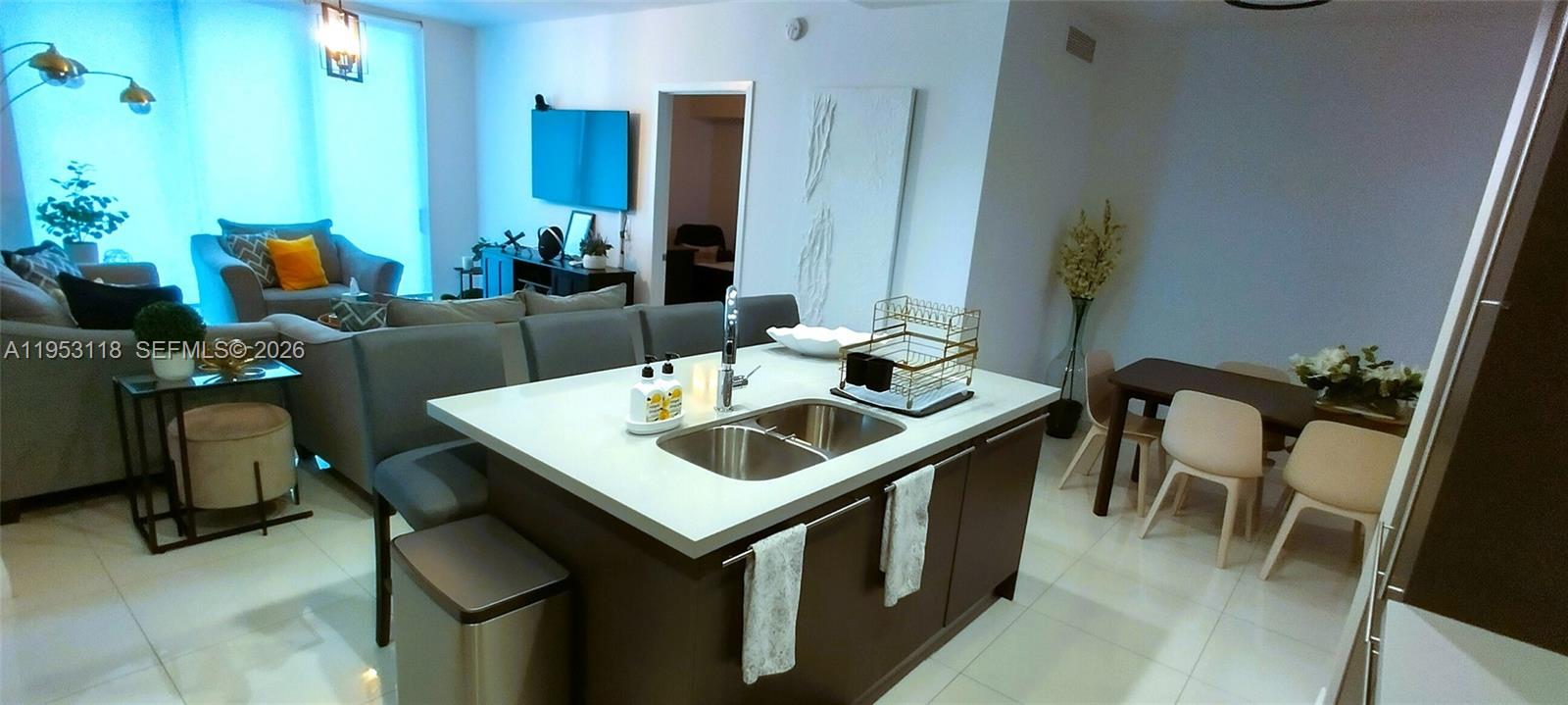 GRAND BAY COMMONS SOUTH - Residential