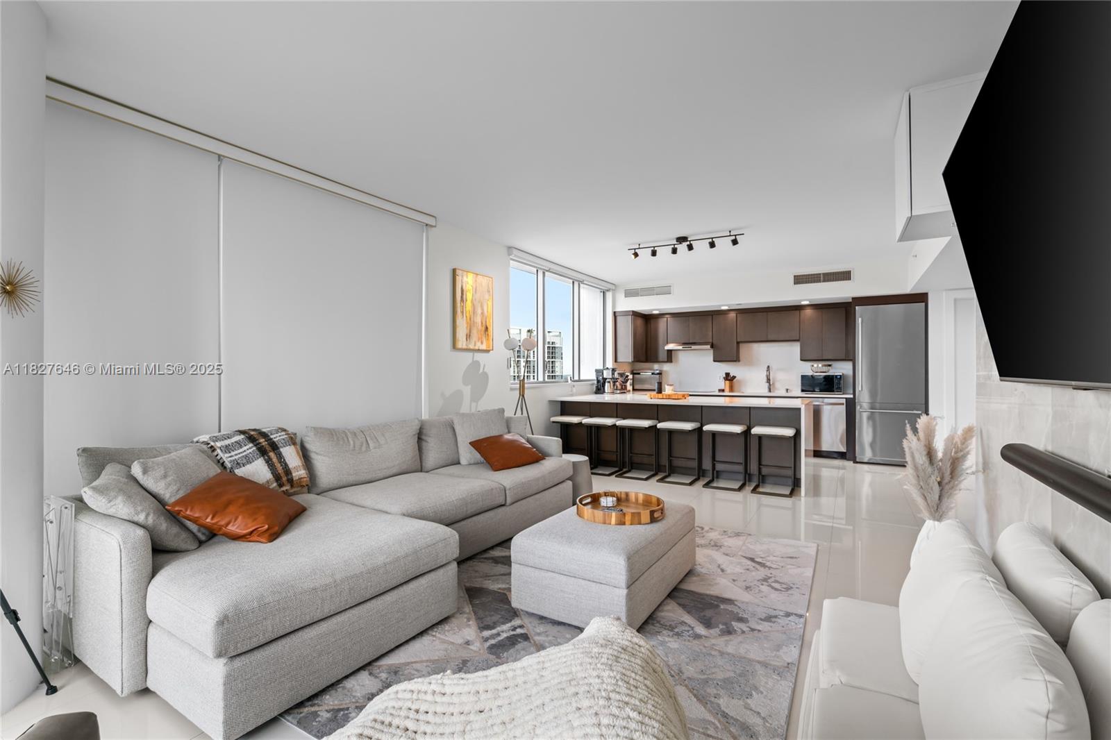 MINT CONDO - Residential Lease