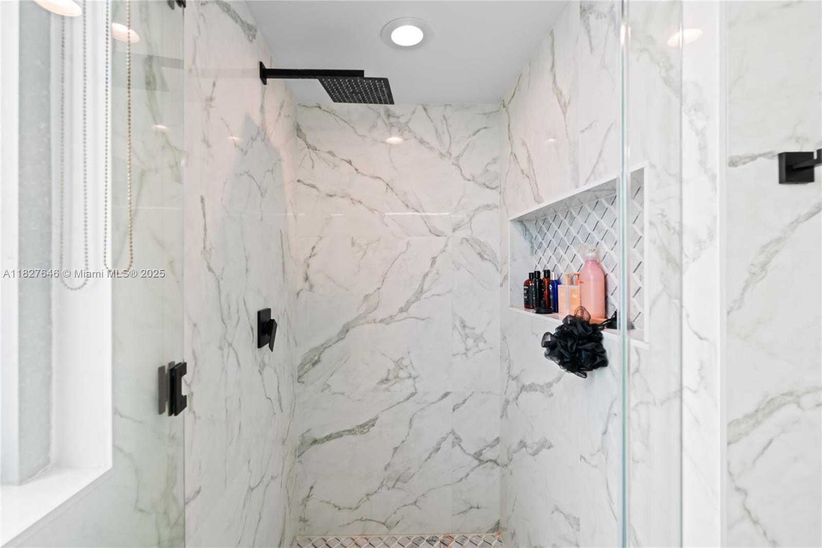 MINT CONDO - Residential Lease