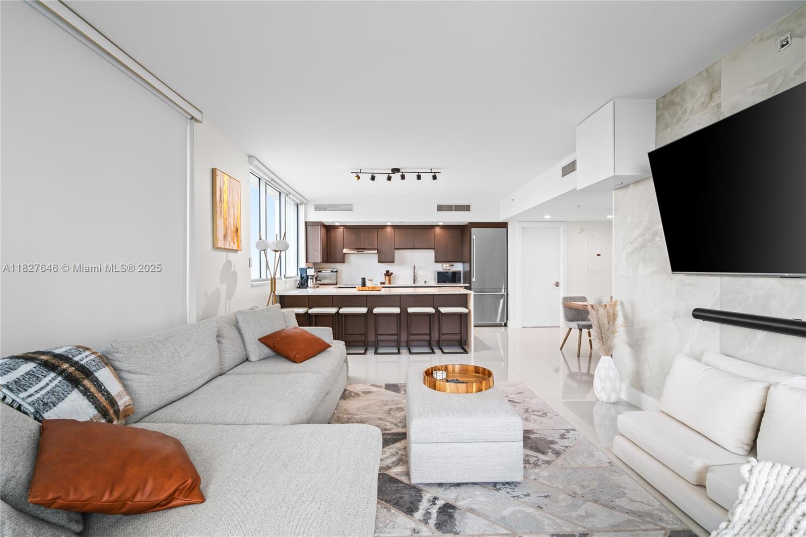 MINT CONDO - Residential Lease