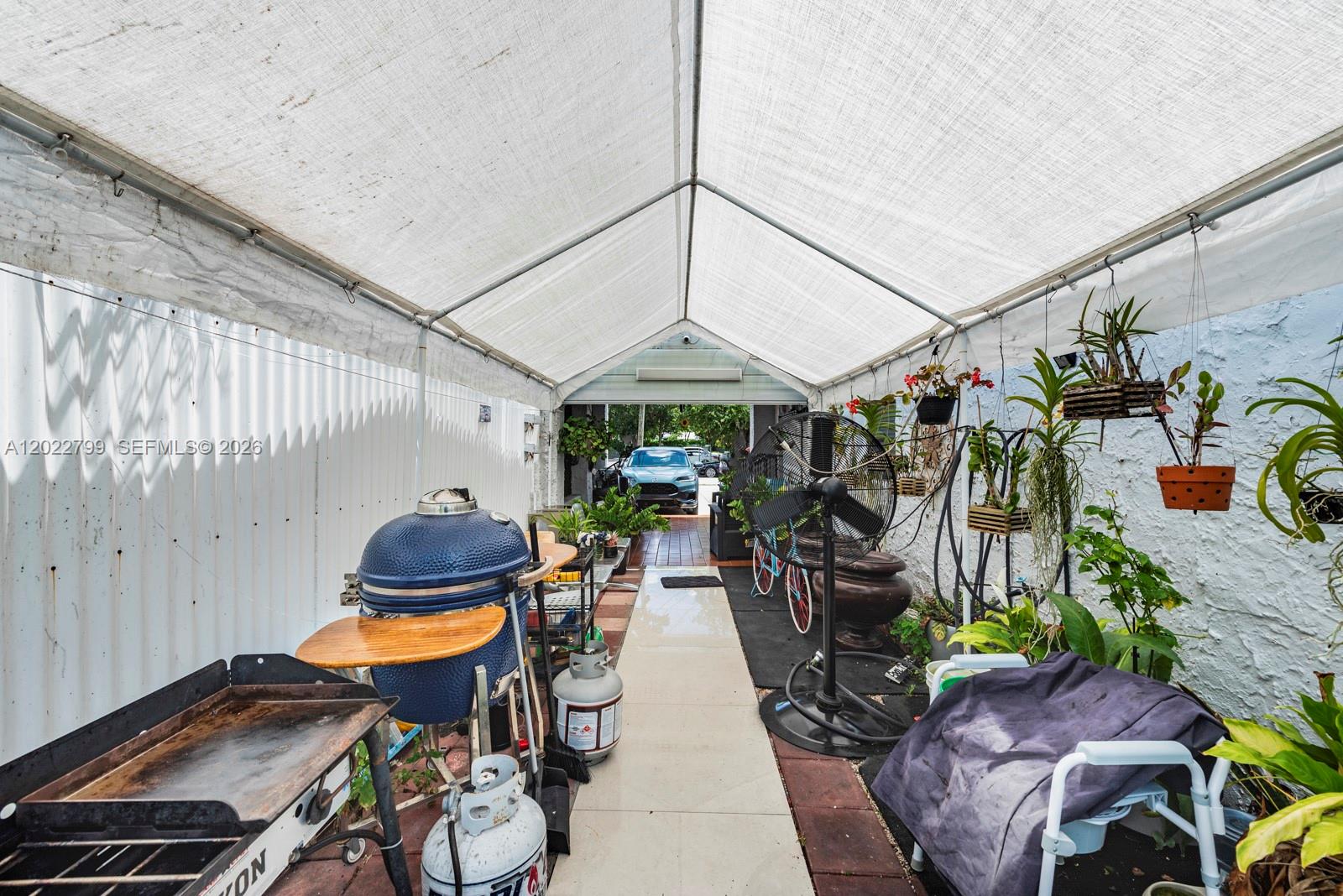 W FLAG CEN LE JEUNE AD - Residential Income