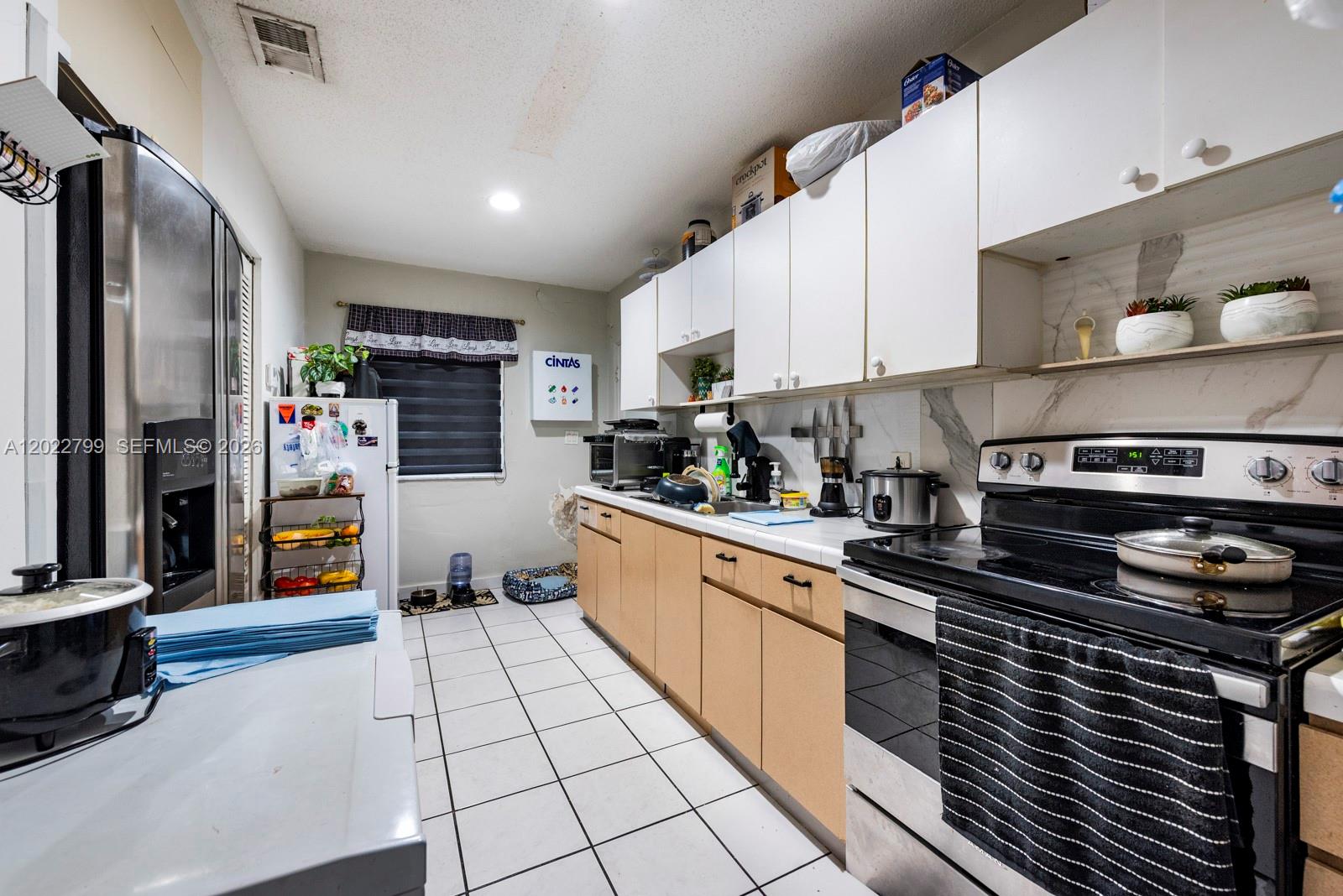 W FLAG CEN LE JEUNE AD - Residential Income