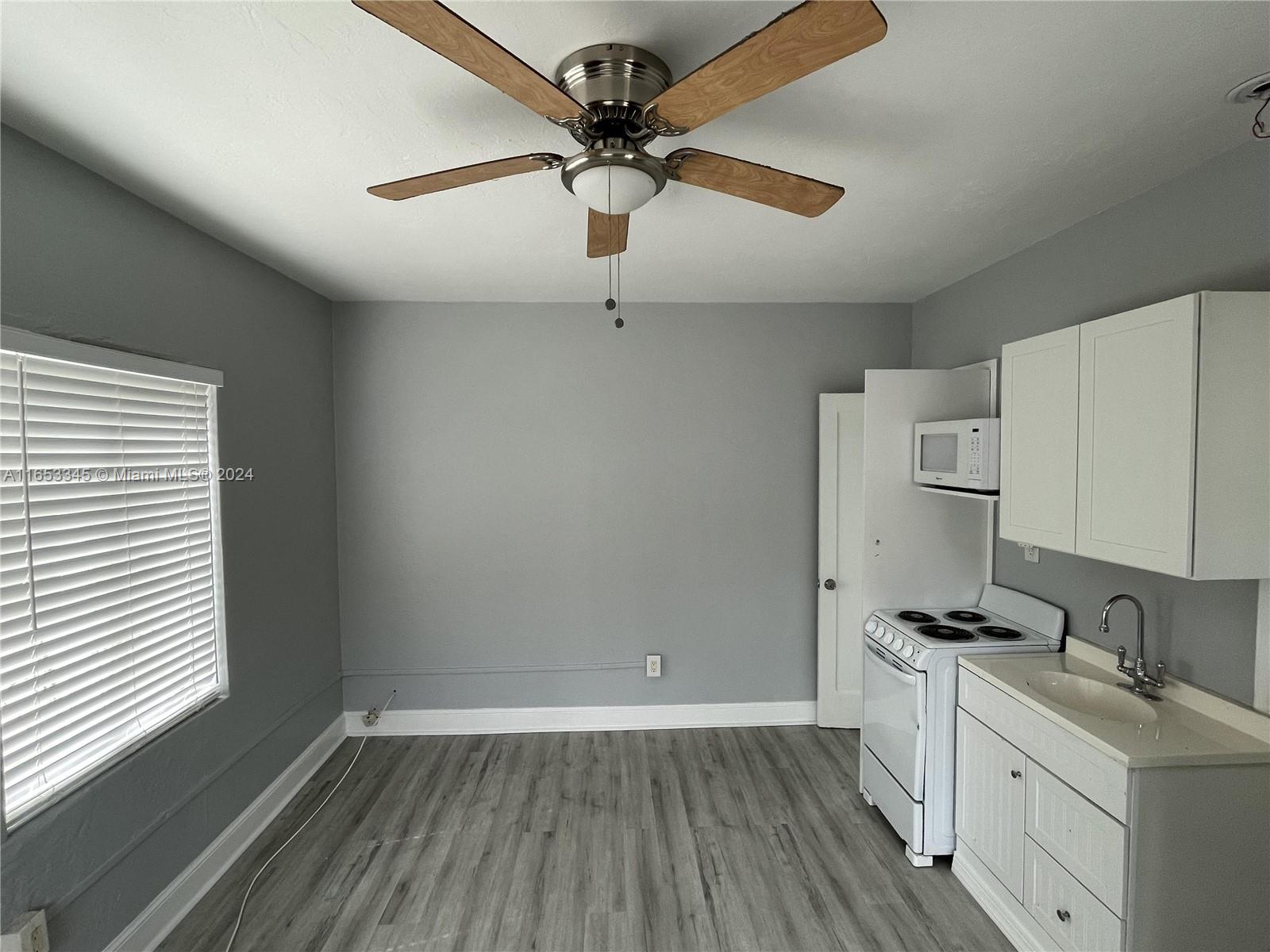 STRANAHANS SUB - Residential Lease